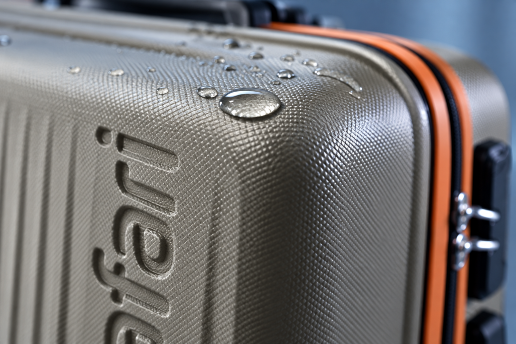 6 Water-Resistant Safari Suitcase Close-Up Safari Astra Neo 8 Wheels 66cm Medium Size Check-in Trolley Bag